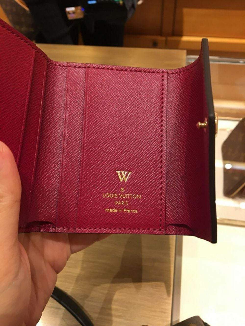 LV（ルイヴィトン）ポルトフォイユ・ゾエ