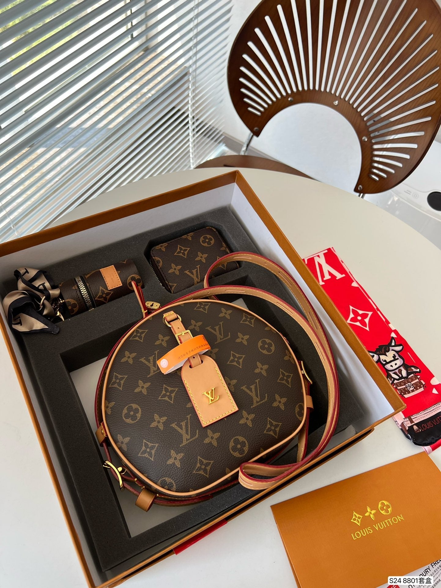LV ボックスバッグ ラウンドケーキバッグ
