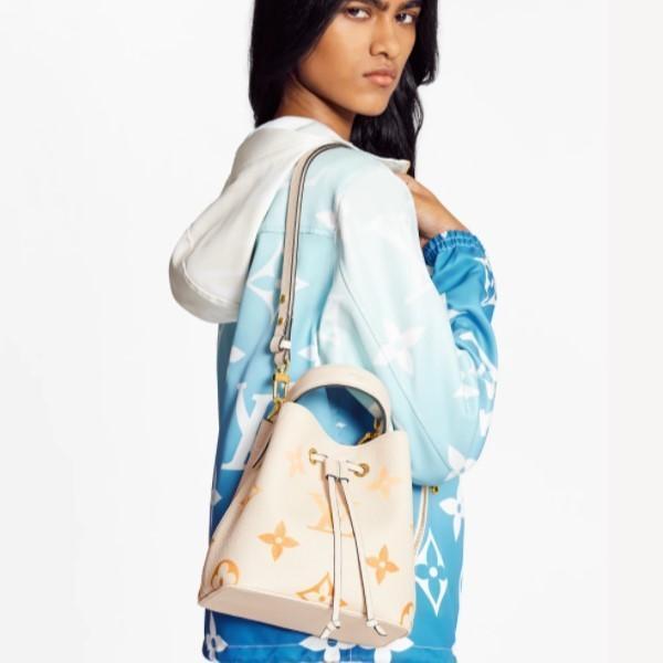 【新作】Louis Vuitton ネオノエBBモノグラムアンプラントバッグ