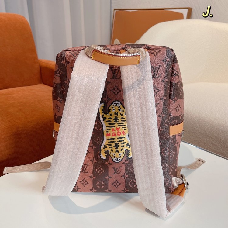 Louis Vuitton （ルイヴィトン）　バックパック