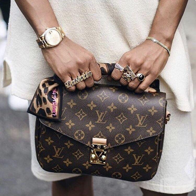 Louis Vuitton ルイヴィトン MM モノグラム レザー