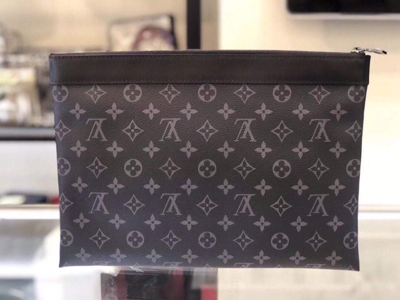 LV（ルイヴィトン） DISCOVERY POCHETTEラージハンドバッグ