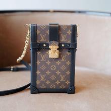 LV（ルイヴィトン）TRUNKVERTICALチェーンバッグ