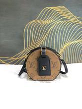 LV（ルイヴィトン）BOITECHAPEAUミニバッグ