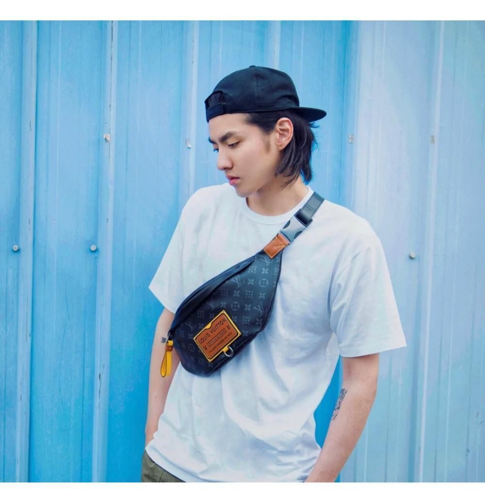 LV（ルイヴィトン）ディスカバリー・バムバッグ