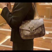 LV（ルイヴィトン）PASSYチェーンバッグ