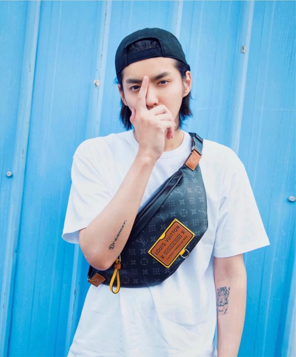 LV（ルイヴィトン）ディスカバリー・バムバッグ