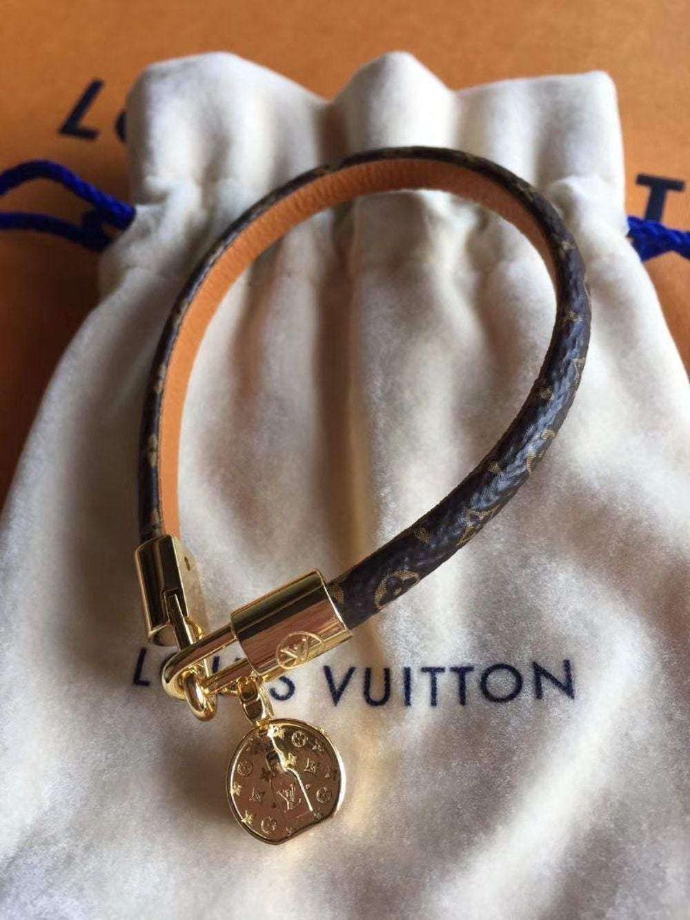 LV（ルイヴィトン）ブラスレ・アルマ/M6220E/M6442E/M6788E