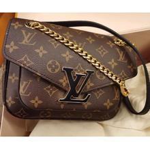 LV（ルイヴィトン）PASSYチェーンバッグ