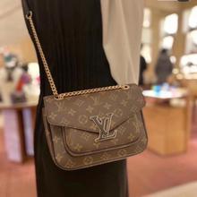 LV（ルイヴィトン）PASSYチェーンバッグ